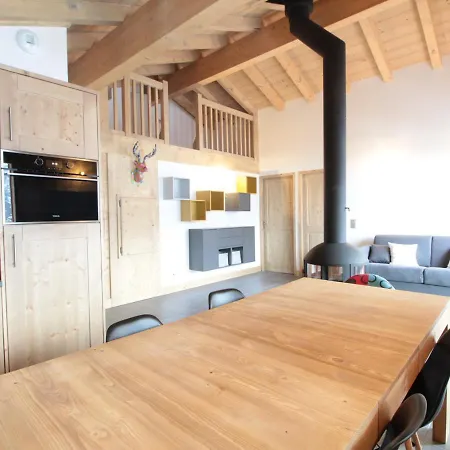 Daire 3p Cosy, Cheminee, Wifi, Garage, Proche Pistes Et Commerces - Fr-1-572-240 Les Carroz d'Araches